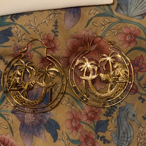 SPELL RARE MERMAID EARRINGS - Picture 8 of 10